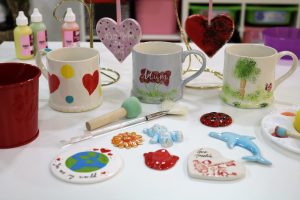 Mothers Day Crafts, Various mugs on a table