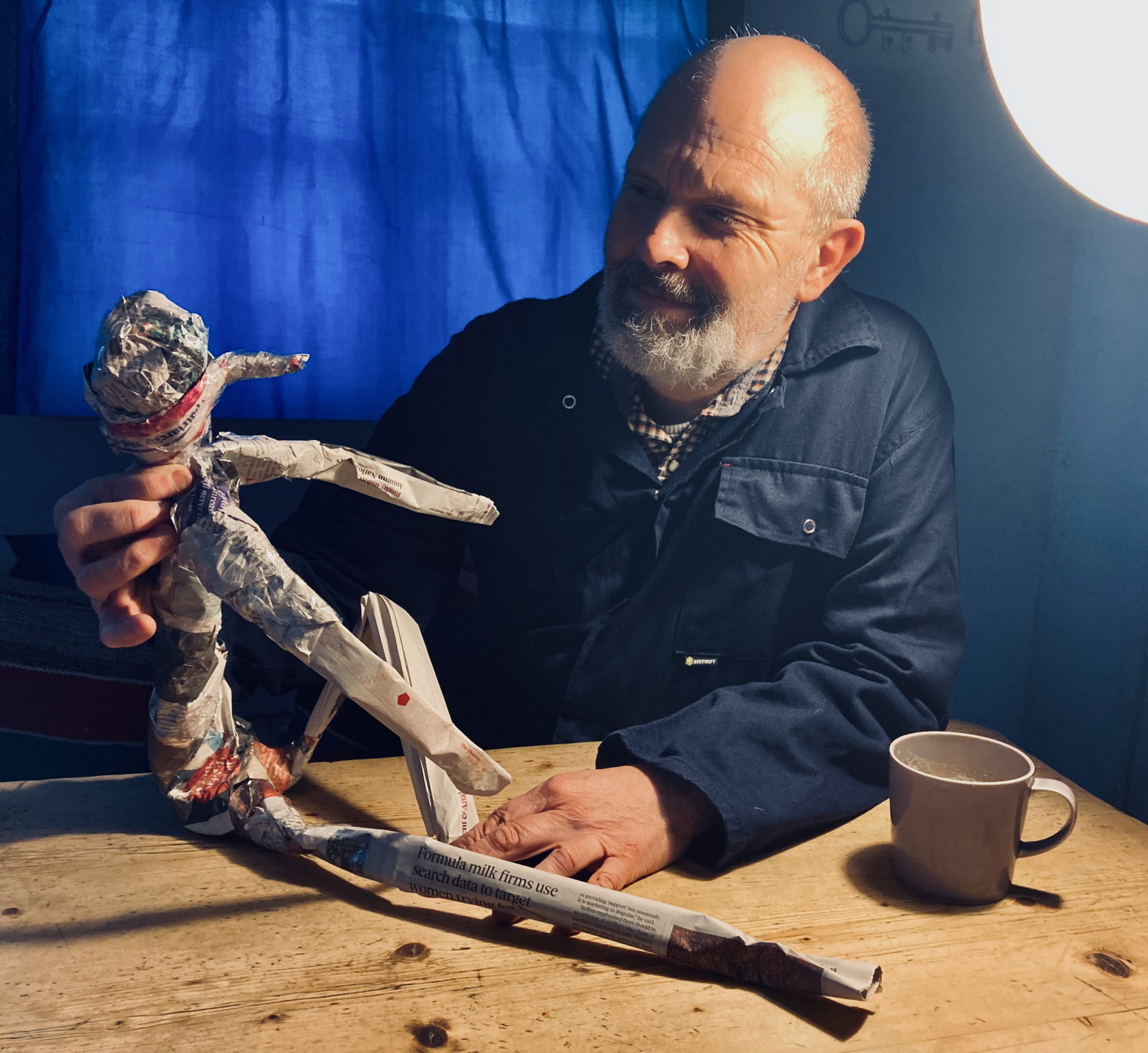 Newspaper puppets Theatre Hullabaloo