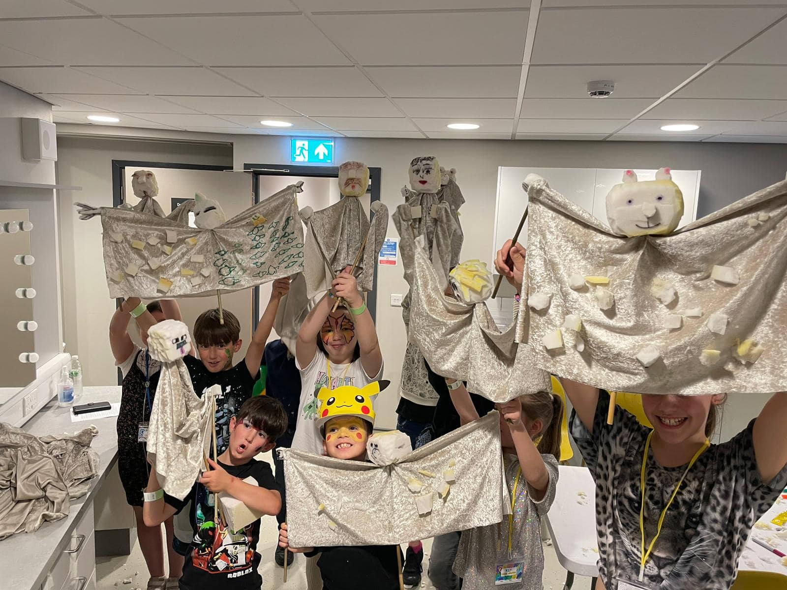 Rod puppet making theatre hullabaloo